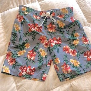 Hawaiian drawstring Men’s swim trunks